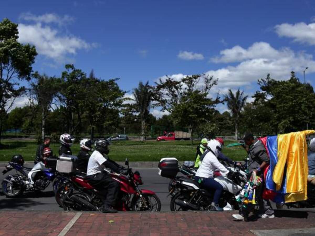 Prohibición de parrillero, insuficiente para enfrentar hurtos: Experto