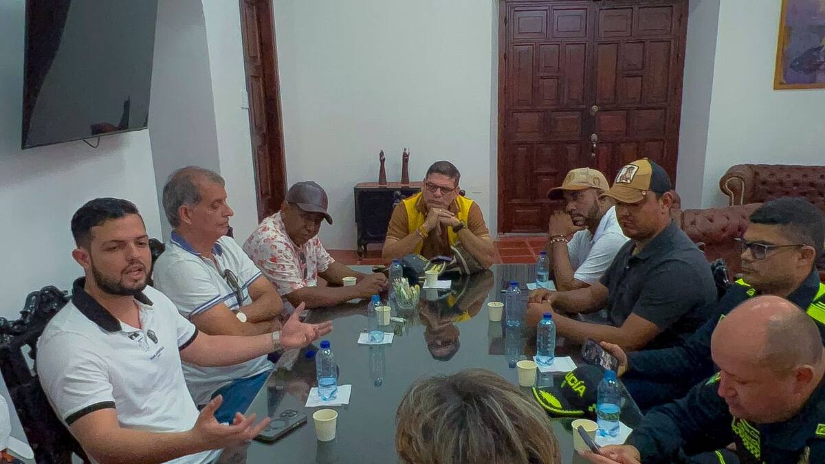 Fin de las protestas: Alcaldía de Cartagena y cocheros acuerdan transición a coches eléctricos