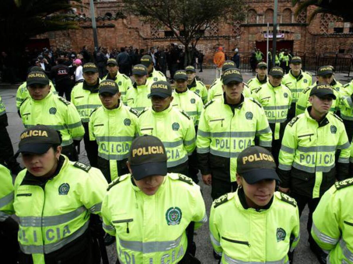 Muere policía que intentó asaltar una carnicería en Bogotá