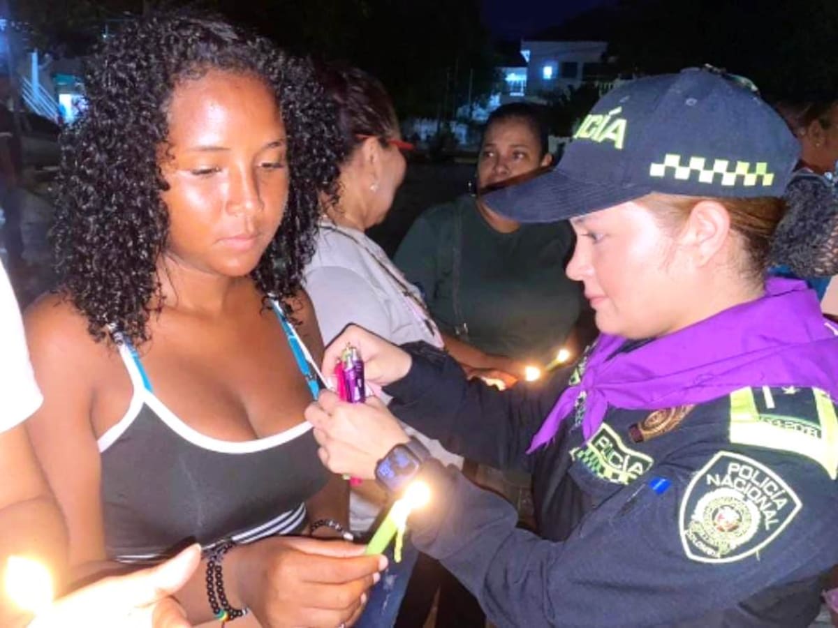 Policía de Bolívar honra a las víctimas de desaparición forzada