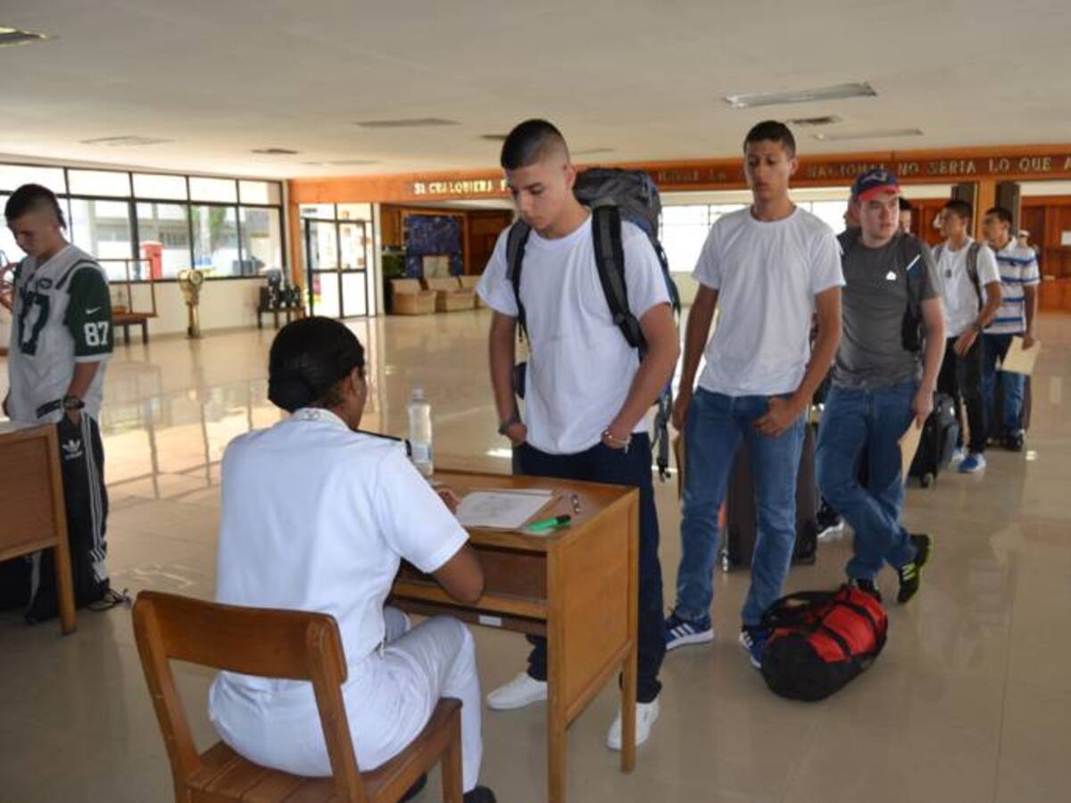129 jóvenes vivirán como cadete naval por una semana en Cartagena