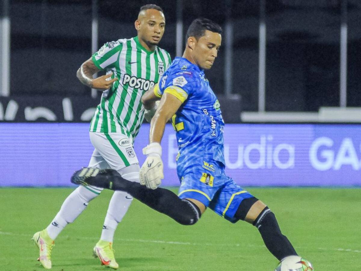 José Chunga, desconvocado del microciclo de porteros de la Selección