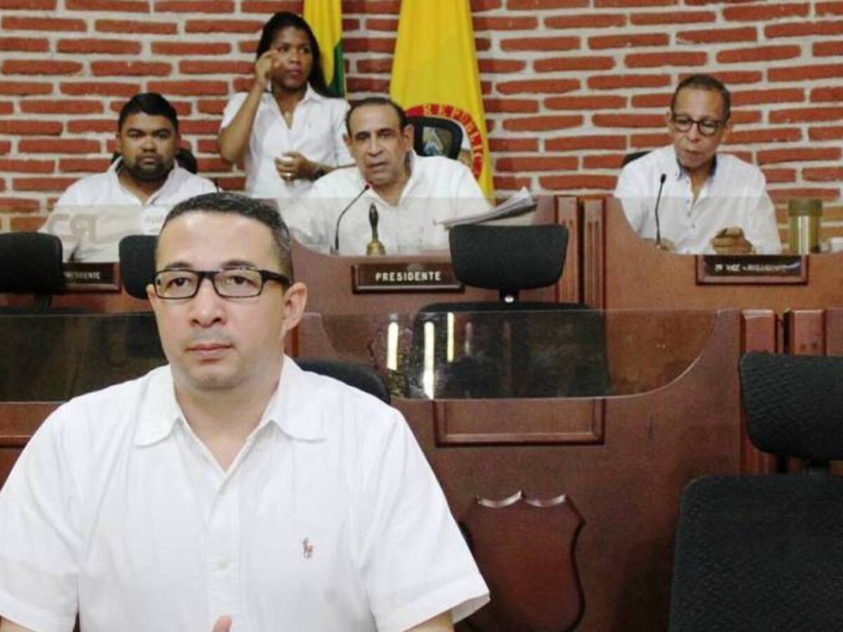 Concejo de Cartagena asegura que no es claro el contrato para la reparación de colegios oficiales
