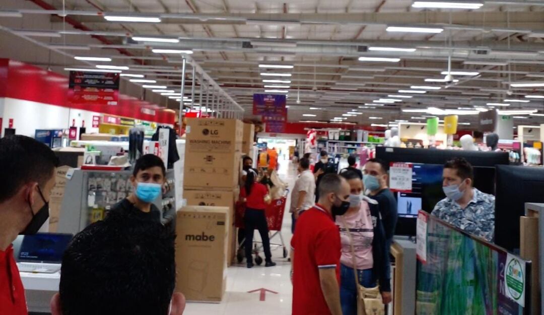 Comercio se prepara para el día sin IVA