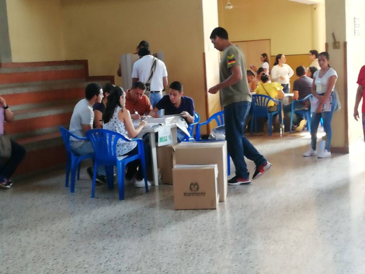 Desde las 8:00 de la mañana los samarios acuden a las urnas a ejercer el derecho al voto. 