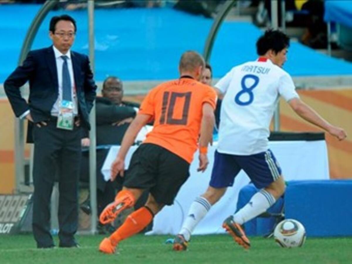 Holanda venció 1-0 a Japón y se acerca a octavos