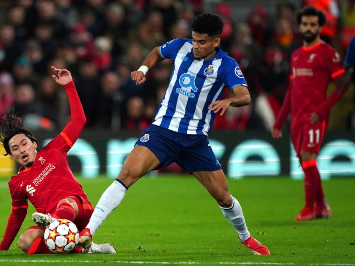 Luis Díaz no pudo evitar la caida del Porto frente al Liverpool