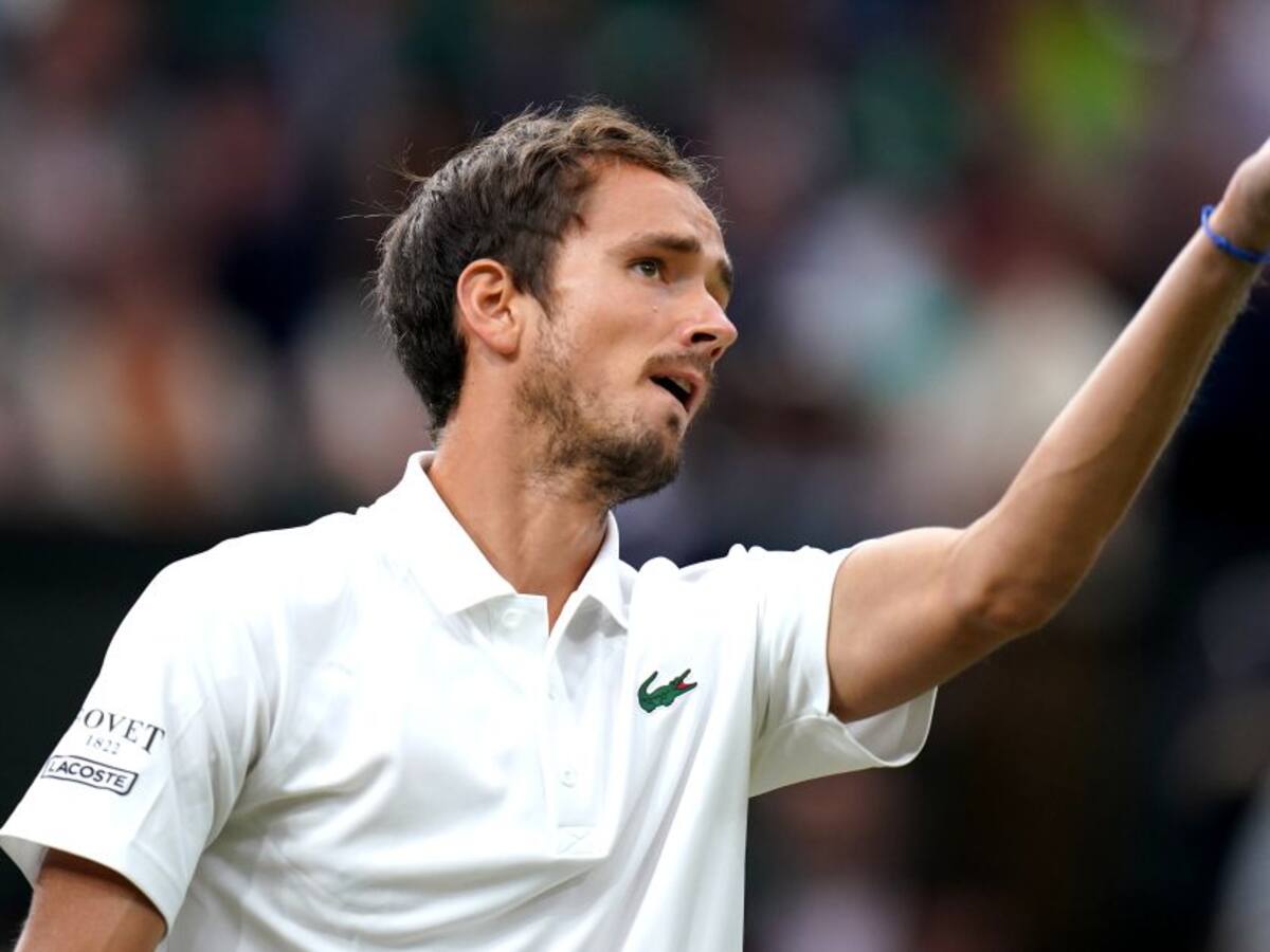 Wimbledon prohíbe participación de tenistas rusos y bielorrusos