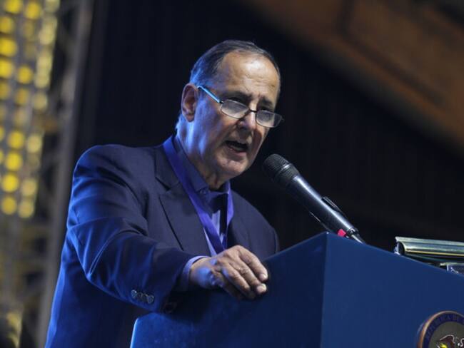 Atentado a la seguridad jurídica: Juan Camilo Restrepo sobre proyecto que modifica vigencias futuras