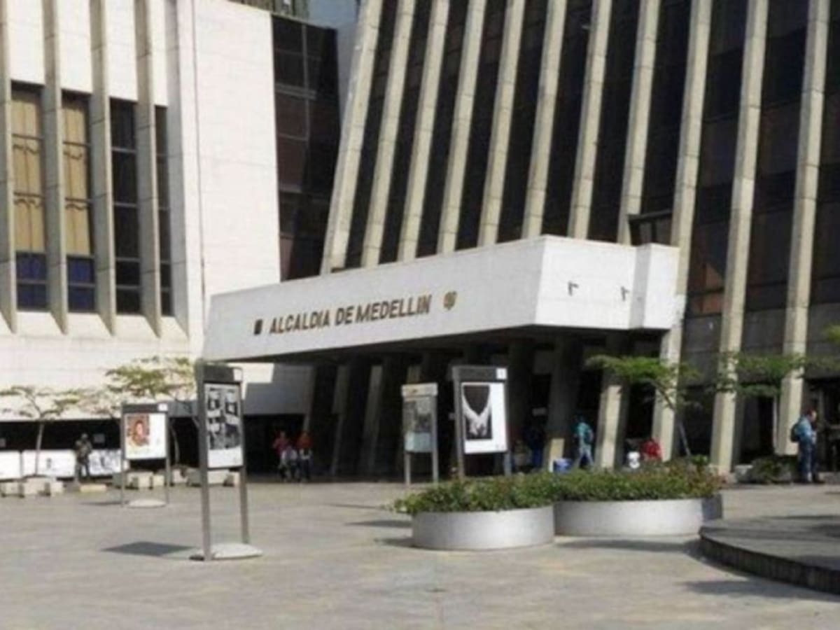 Alcaldía de Medellín dice que es falso que no contrate a quienes trabajaron con Quintero
