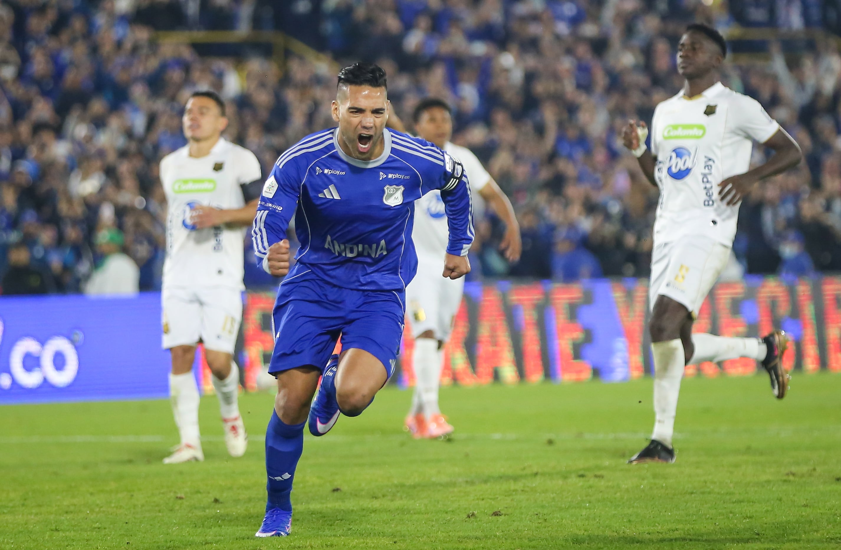 Falcao celebra su único gol con Millonarios en lo corrido del semestre. (Colprensa - Catalina Olaya).