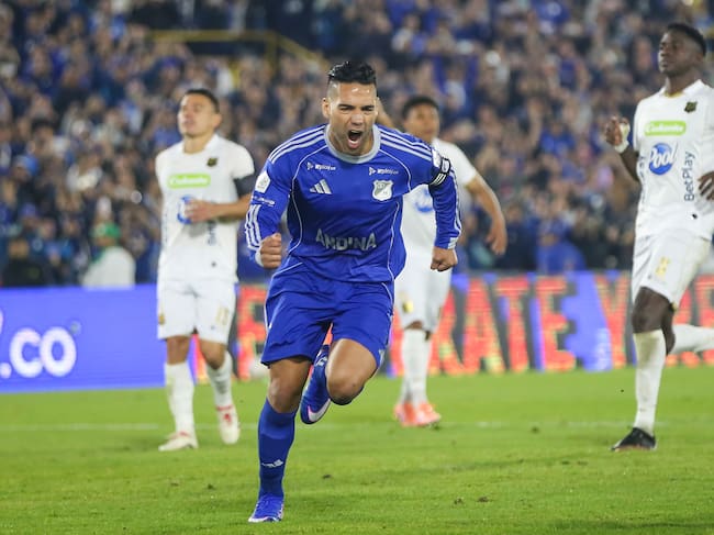 Falcao celebra su único gol con Millonarios en lo corrido del semestre. (Colprensa - Catalina Olaya).