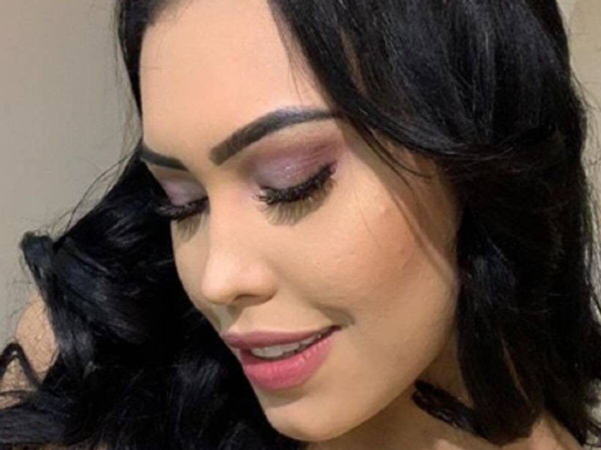 Con una borrachera, Ana del Castillo se gozó la cuarentena