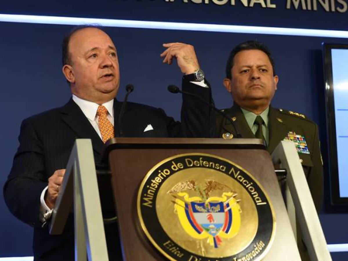 Mercancías y combustibles se transportan por el río Magdalena y en tren: Mindefensa