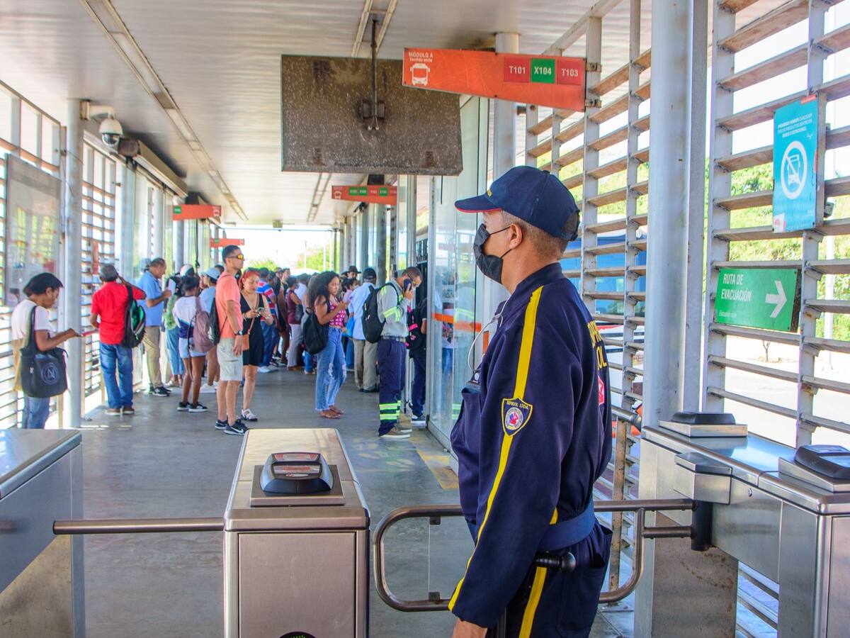 Desde este lunes Transcaribe tendrá vigilancia 24 horas en estaciones y patio portal