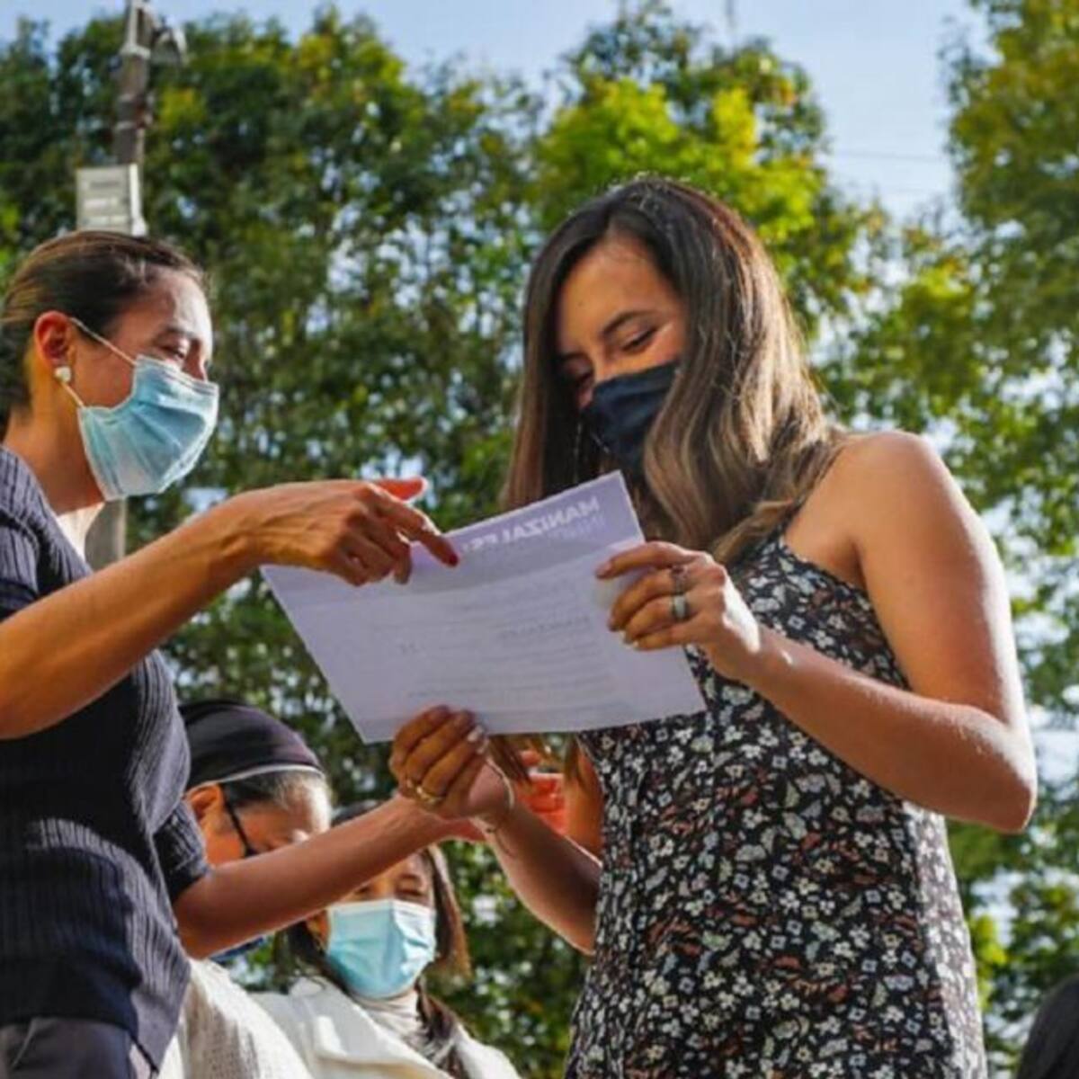 Universidad de Caldas premió a los estudiantes ganadores de becas
