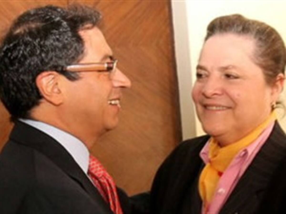 ‘Estoy dispuesta a hablar del POT con la administración entrante’, Clara López
