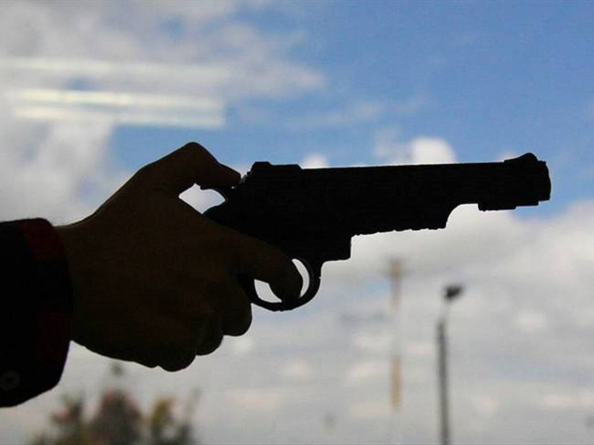 En Bello, un policía frustró un atracó y asesinó a un ladrón e hirió a otro