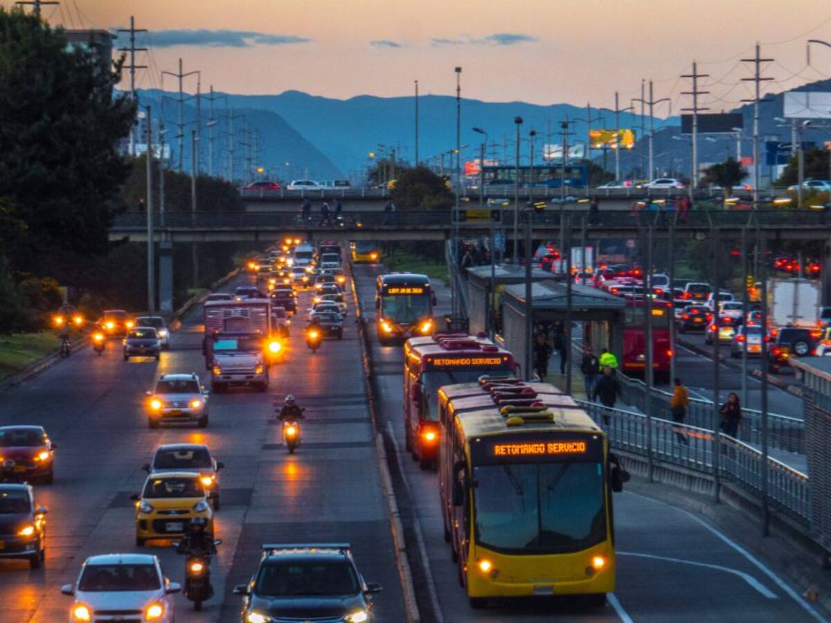Pico y placa en Bogotá: así puede quedar exento si comparte el carro