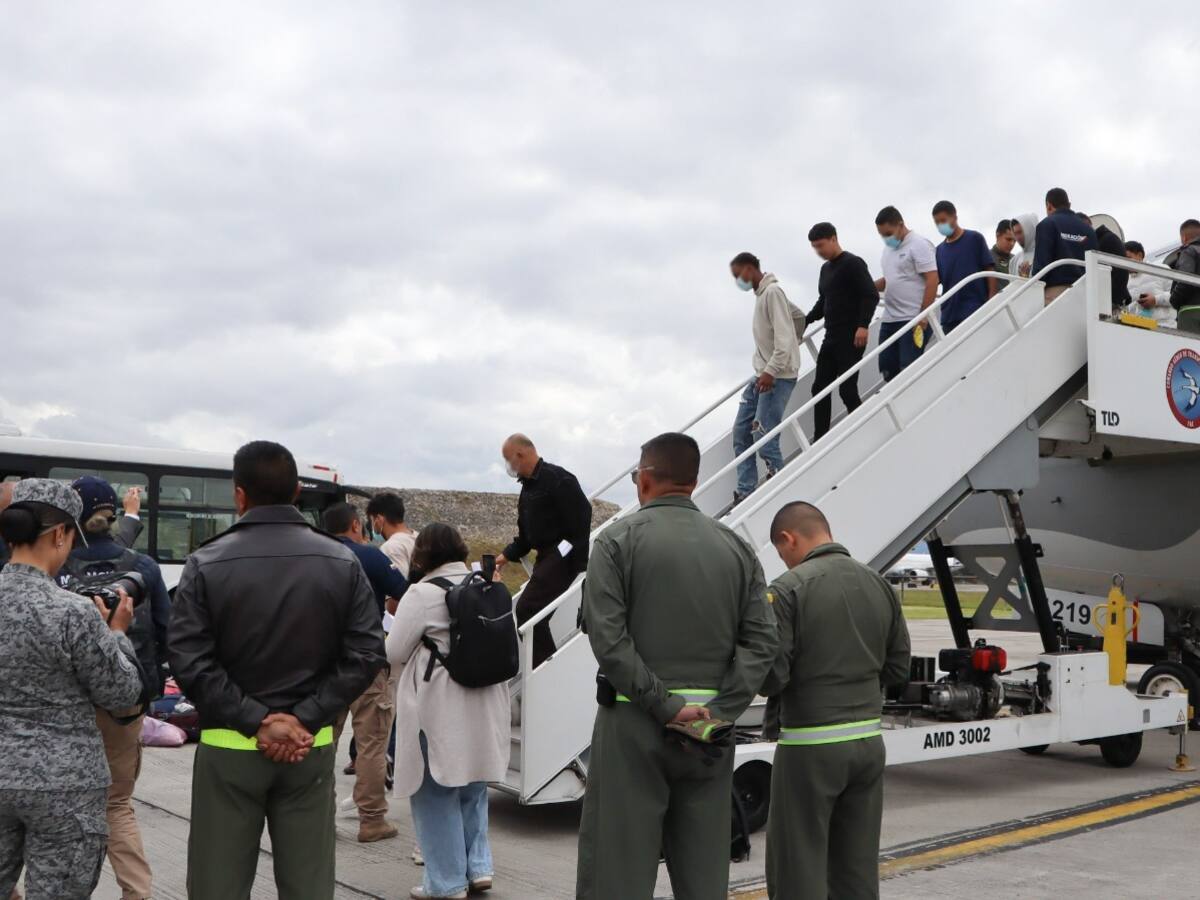 Cuarto vuelo trajo a 110 colombianos deportados desde Estados Unidos