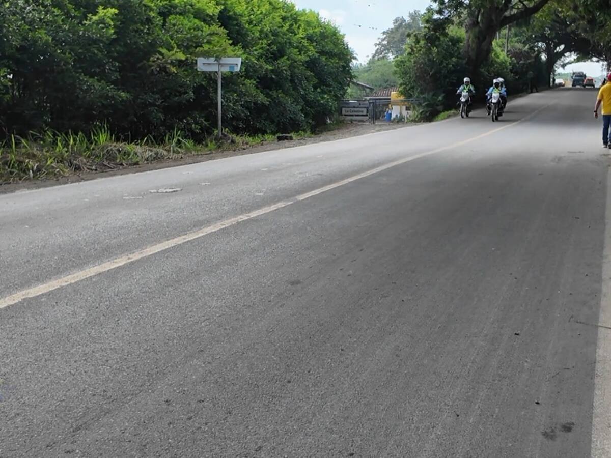 Transporte de carga deberá tomar rutas alternas por daños en puentes del Valle