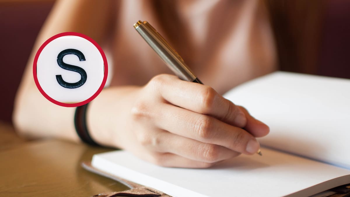 ¿Cómo escribe la letra S una persona insegura? Esto dice la grafología