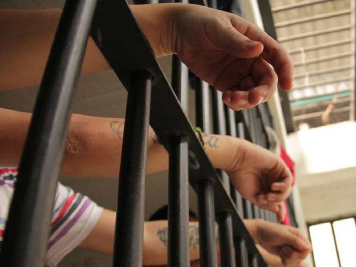 Trasladan a 24 internos que protagonizaron riña en Barranquilla