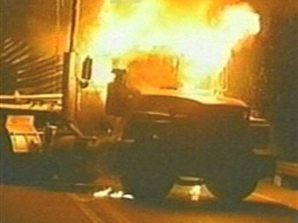 Las Farc quemaron tres vehículos en reten ilegal en el Cesar