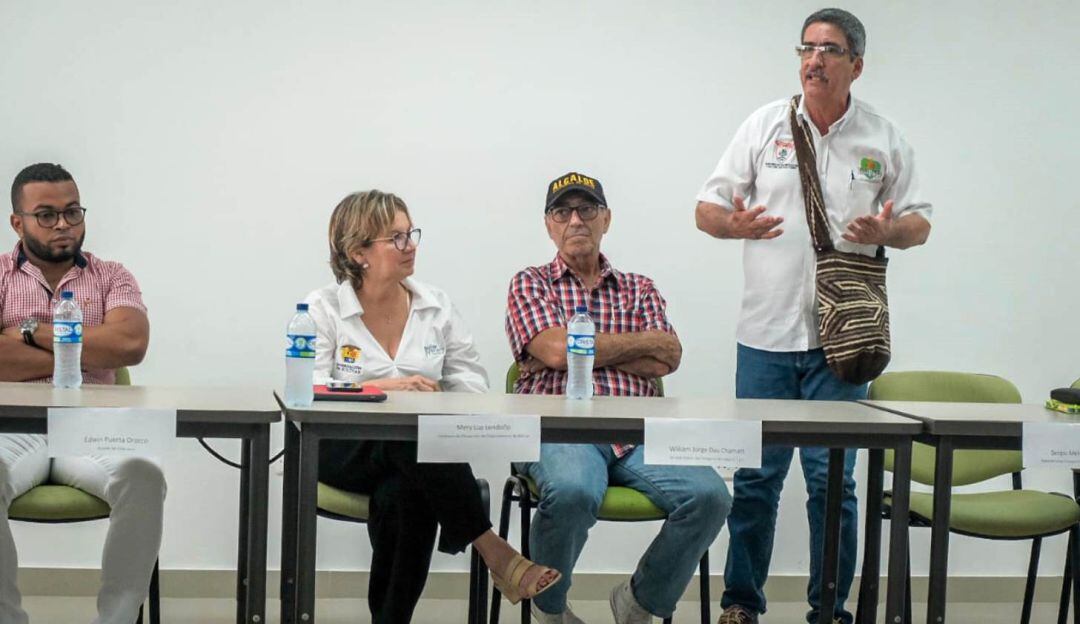 La sesión fue suspendida a través de levantamiento de acta 001, debido a la falta de quórum