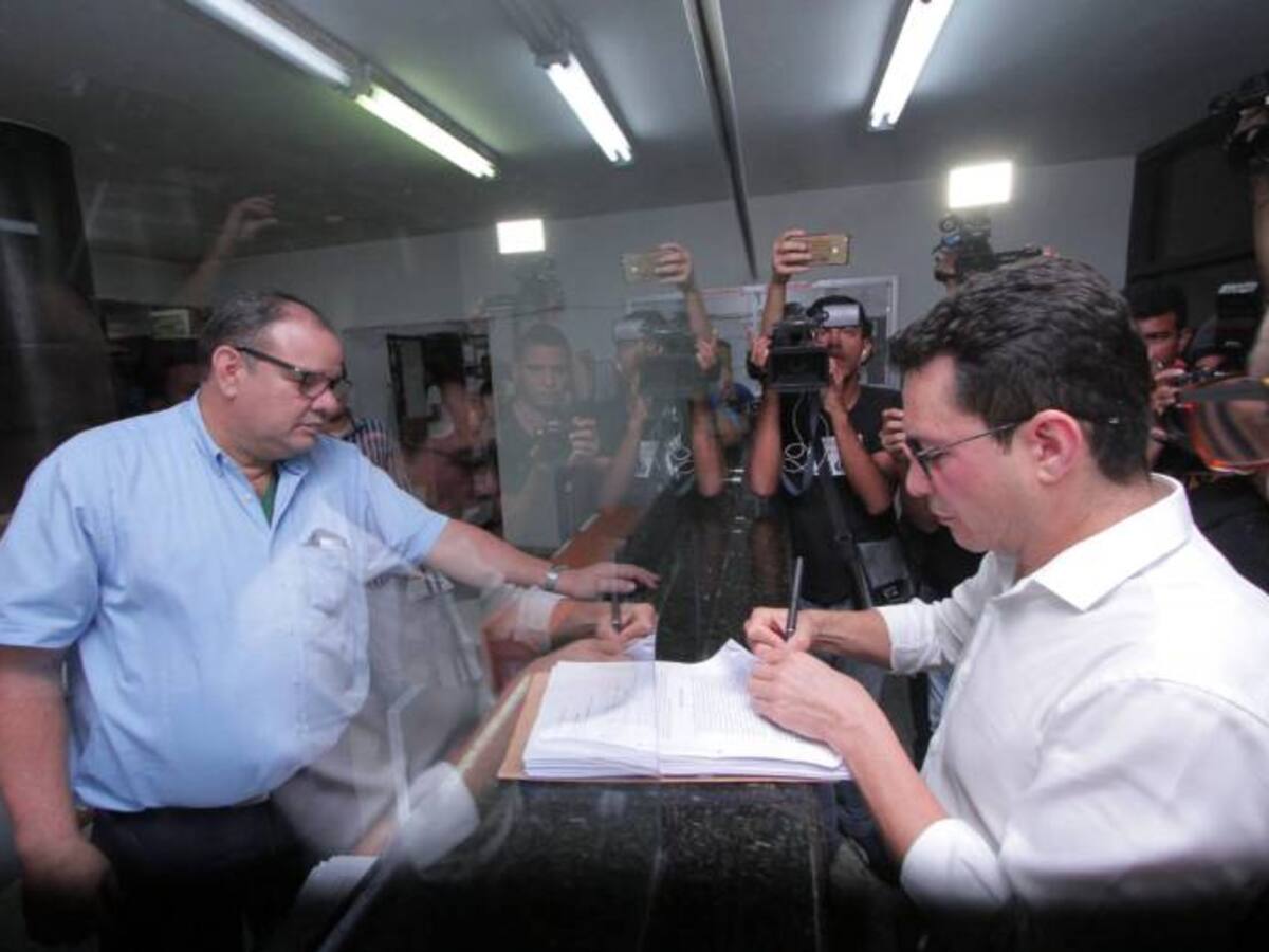 Caicedo convoca a las fuerzas vivas para luchar contra Electricaribe