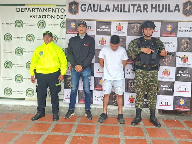 El capturado es investigado por los delitos de homicidio agravado, hurto calificado. Foto Novena Brigada.