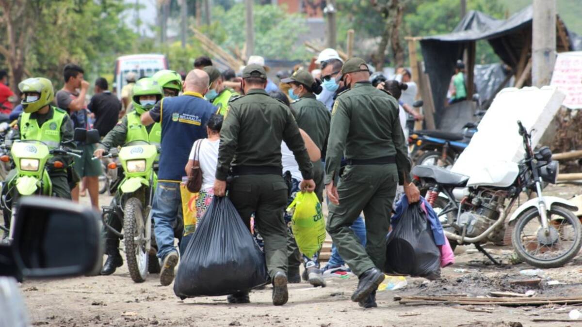 Familias desalojadas en Pereira serán albergadas en la Plaza de Ferias