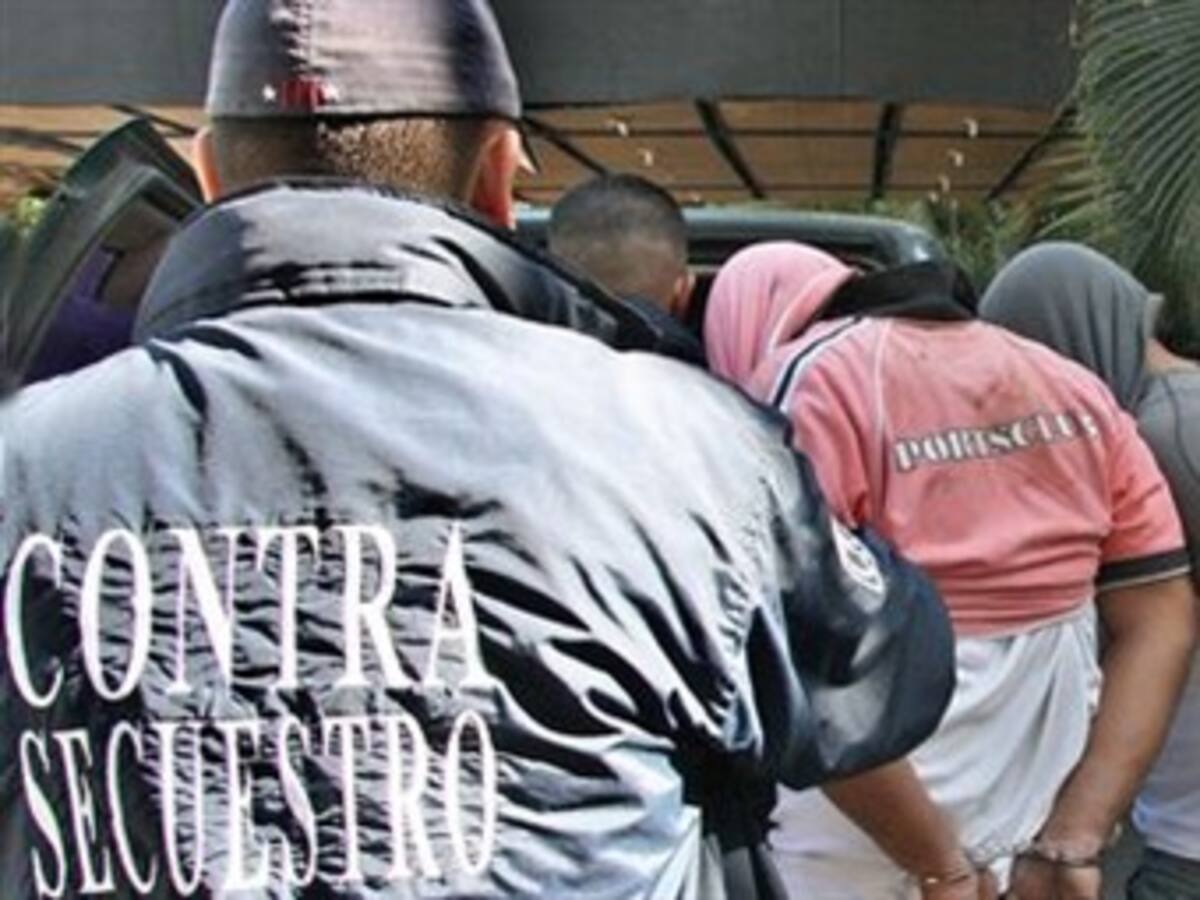 Liberado un secuestrado y detenidos tres colombianos y tres ecuatorianos