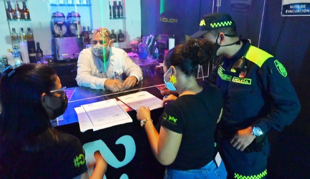 La Alcaldía inspeccionó que los negocios tuvieran los documentos para su funcionamiento y cumplan con las medidas de bioseguridad