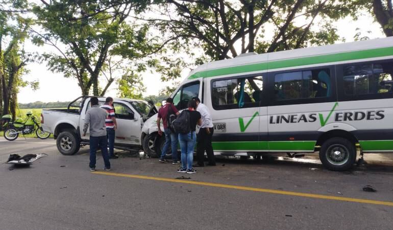 Accidente de tránsito en la vía Espinal - Guamo