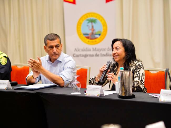 El alcalde Mayor, Dumek Turbay, y la Superintendencia de Salud dieron el anuncio y prometieron hacer equipo para fortalecer la salud y la prevención en los barrios