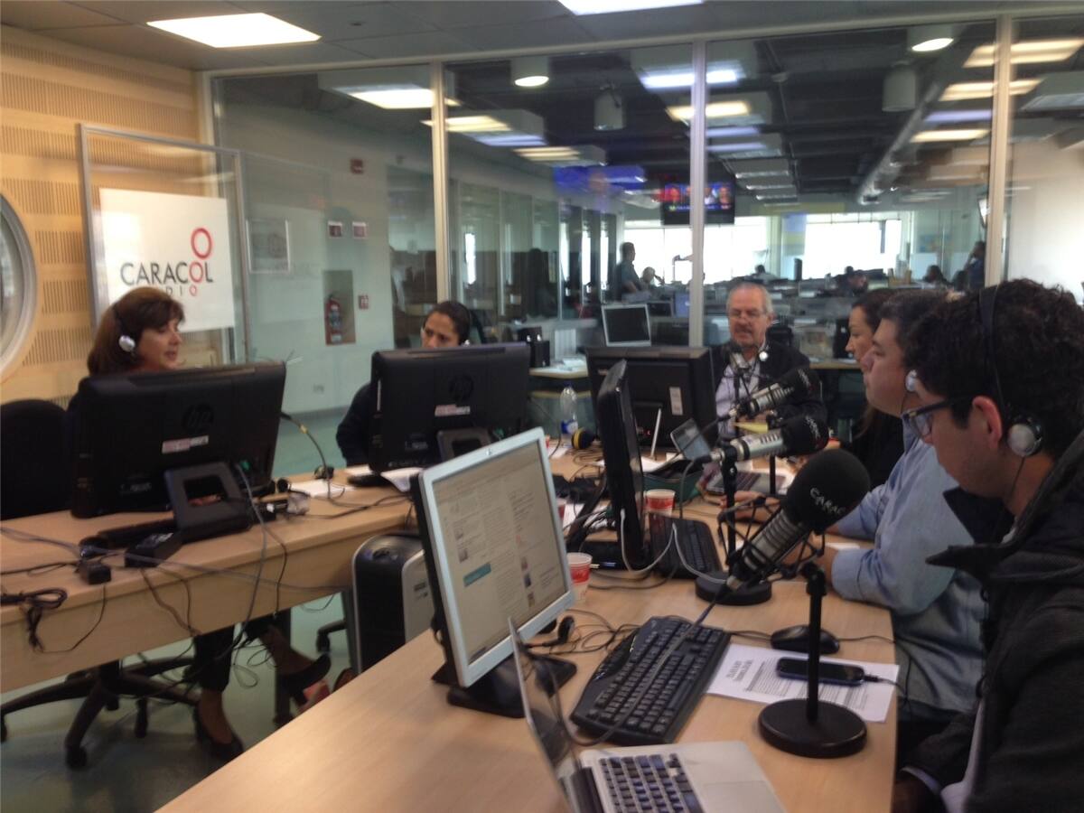 La canciller María Ángela Holguín en 6AM Hoy por Hoy, de Caracol Radio