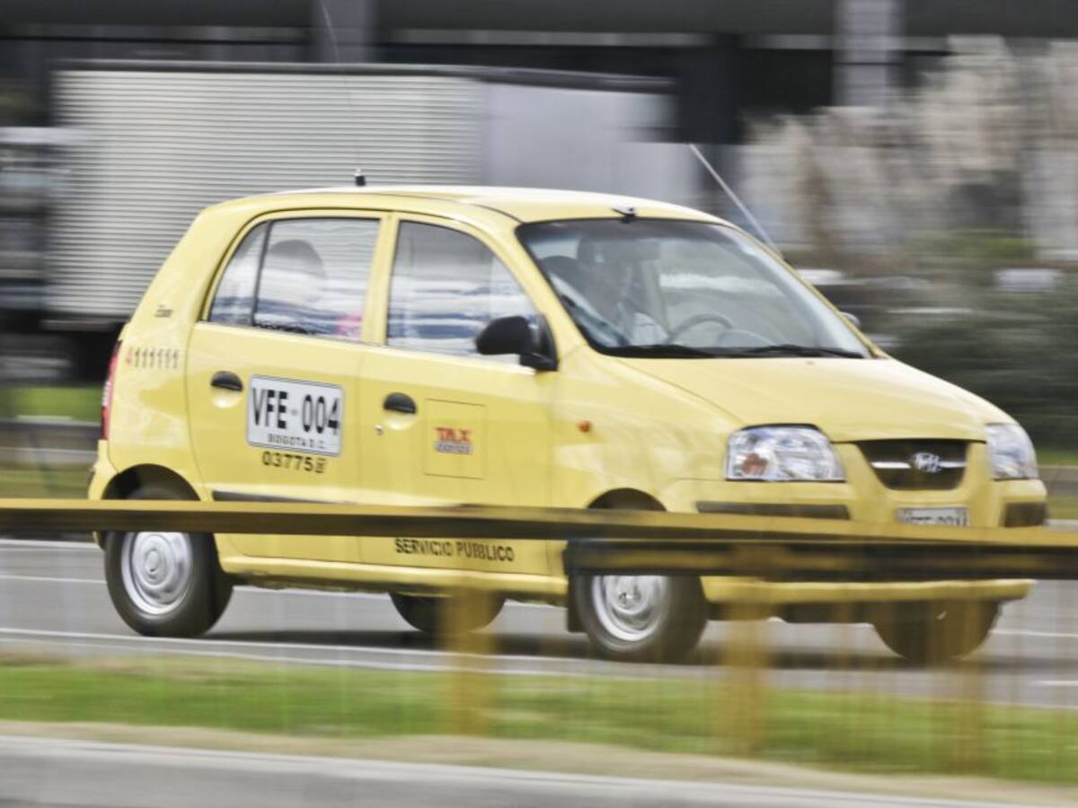 Runt donó 10.000 kits de protección a taxistas en Bogotá