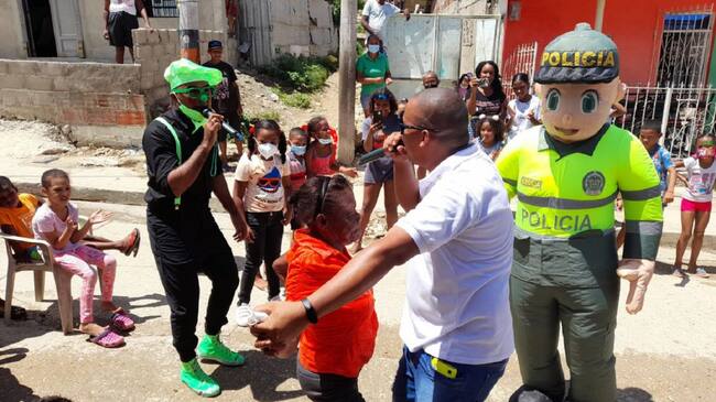 Se realizaron actividades lúdicas y recreativas amenizadas por la Policía Metropolitana y sus diferentes especialidades