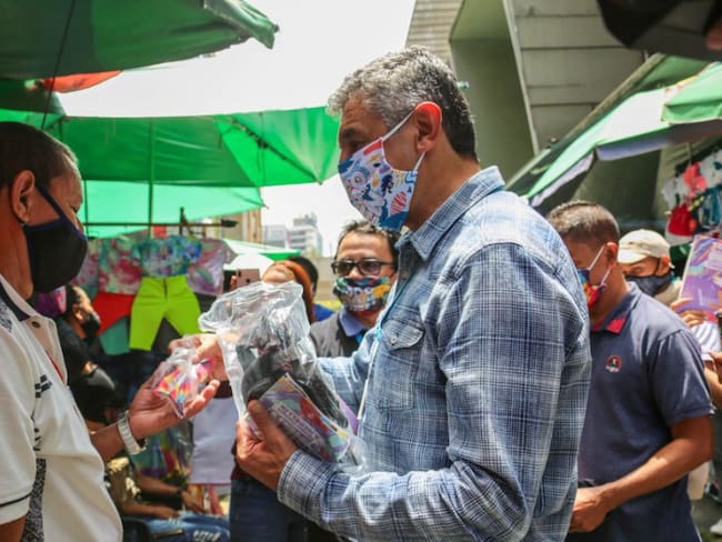 Vendedores informales del centro recibieron kits de bioseguridad