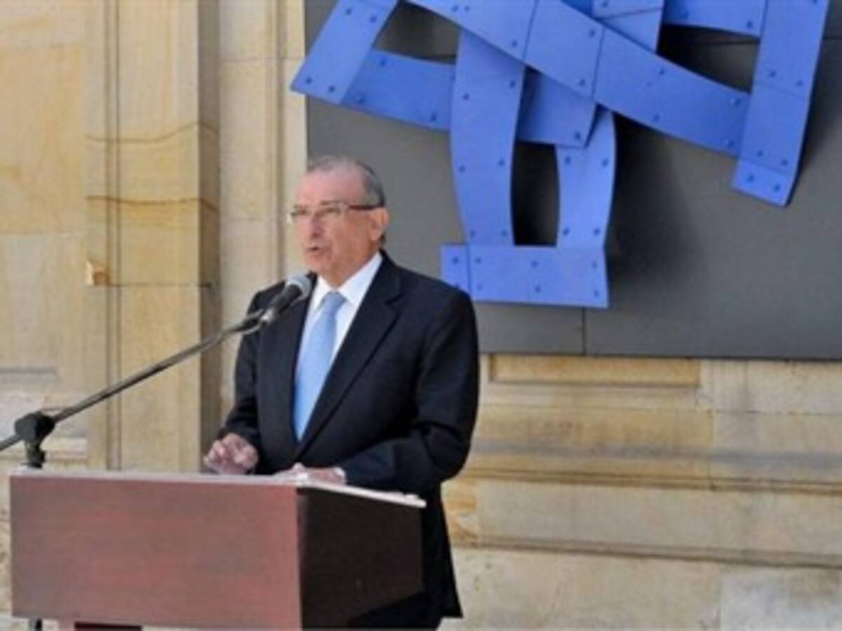 No hay espacio para el magnicidio: Humberto de la Calle