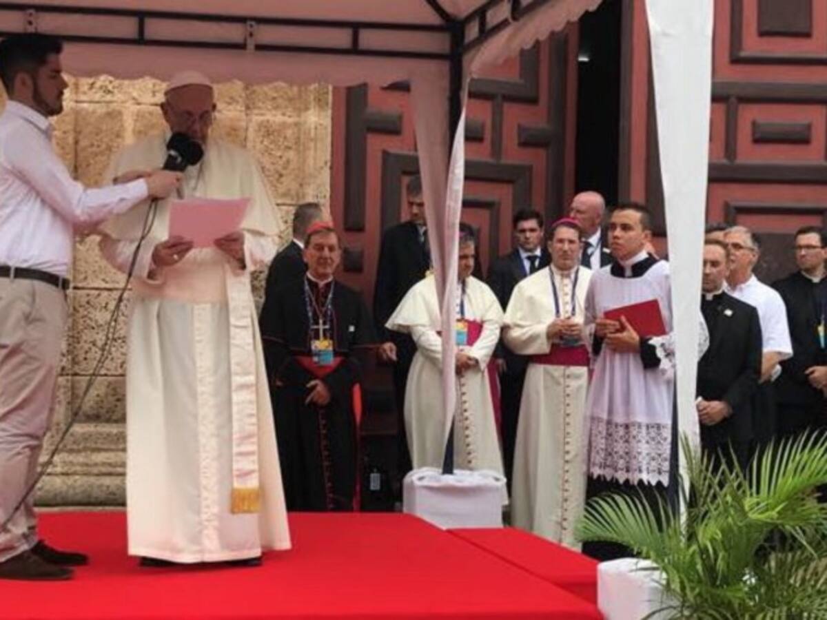 El papa Francisco clamó por una solución a la crisis que se registra en Venezuela