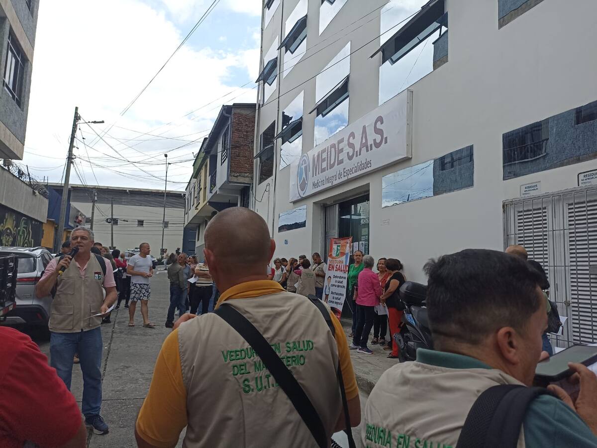 En Armenia conformarán Comité Pro Defensa de salud del magisterio