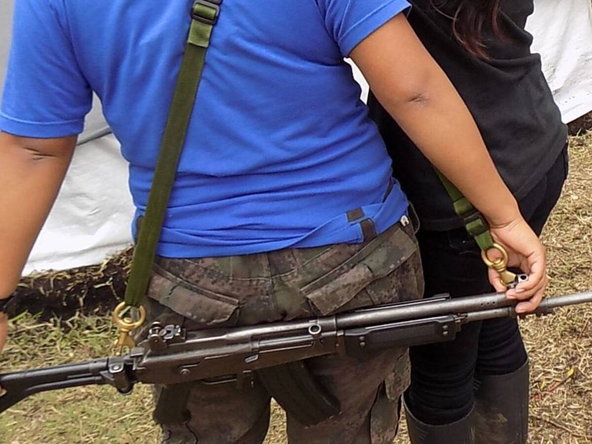Denuncian que una niña indígena de 13 años fue reclutada por disidencias de las Farc
