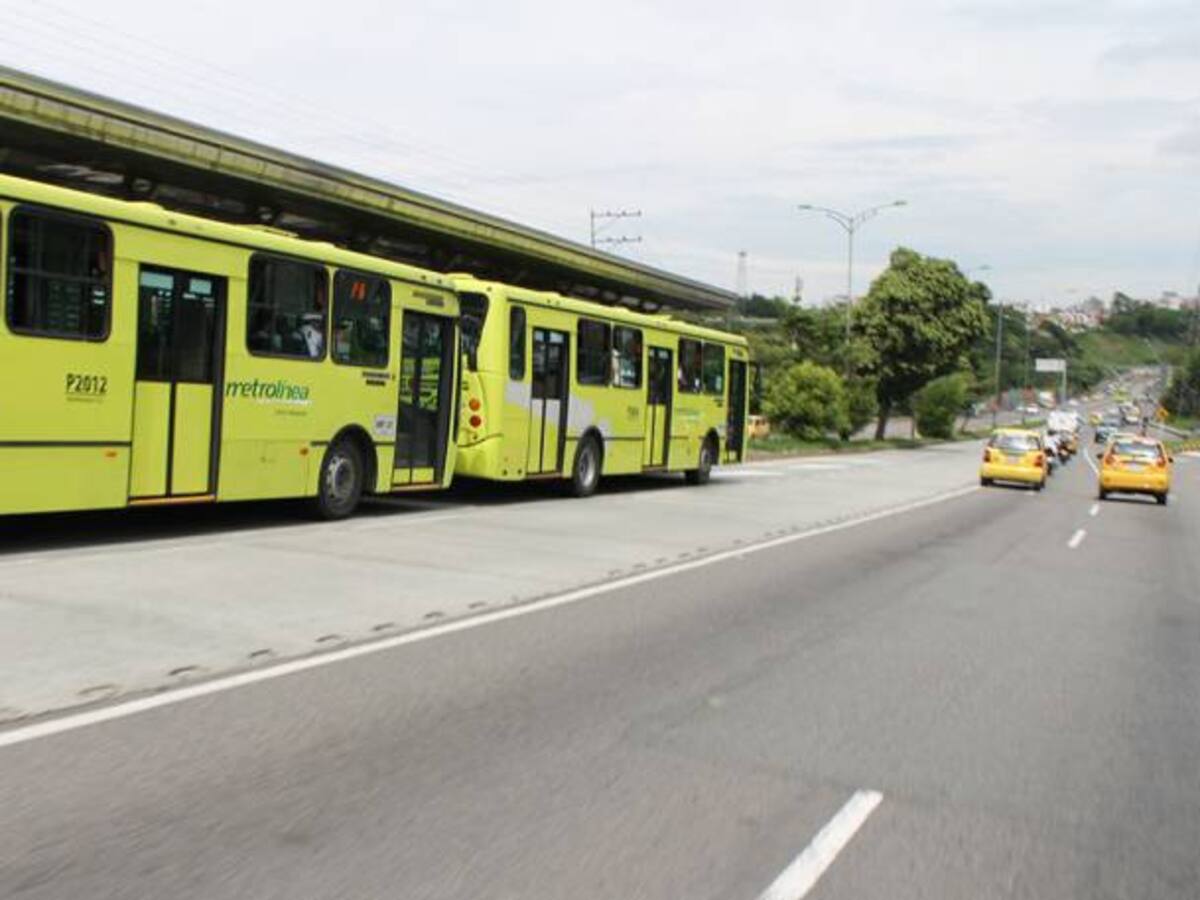 Desmontarán el puente peatonal de Metrolínea en Diamante II