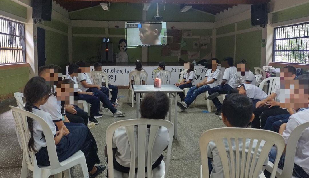 Foto @CAROLINAMARIN98