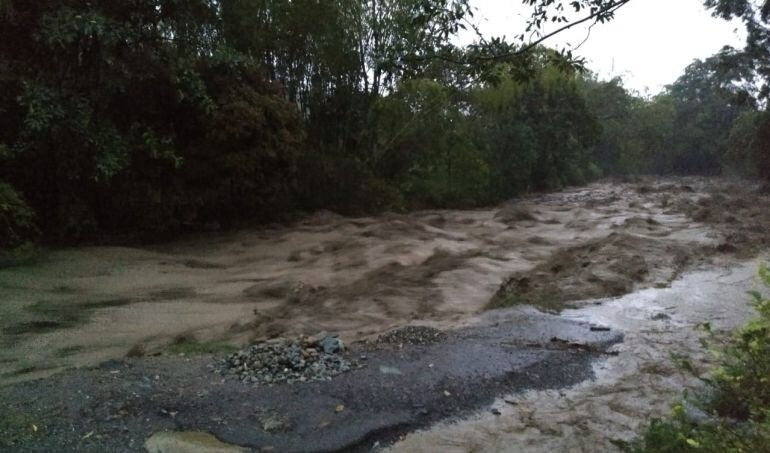 Creciente del río Santodomingo en Calarcá, Quindío