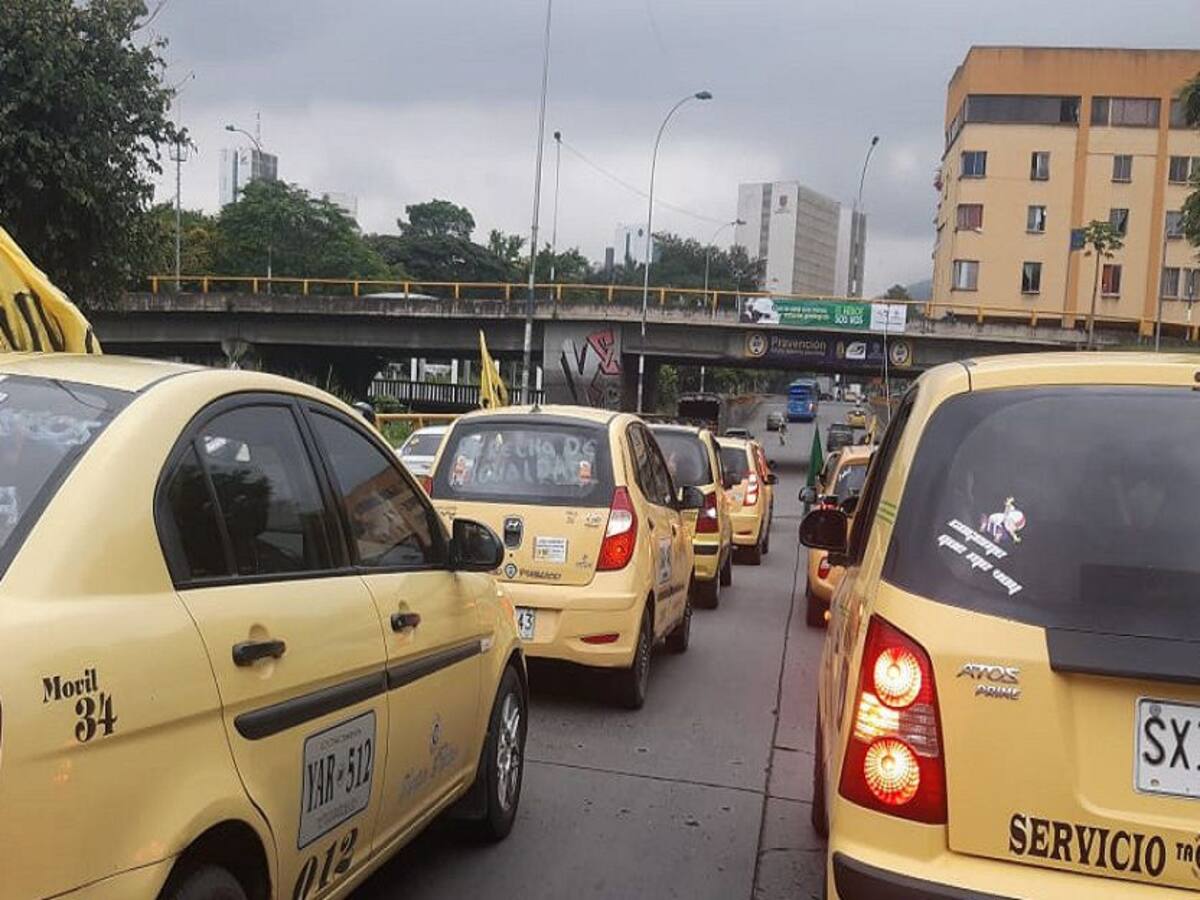 Taxistas insisten en ser incluidos en ampliación de ocupantes de vehículos