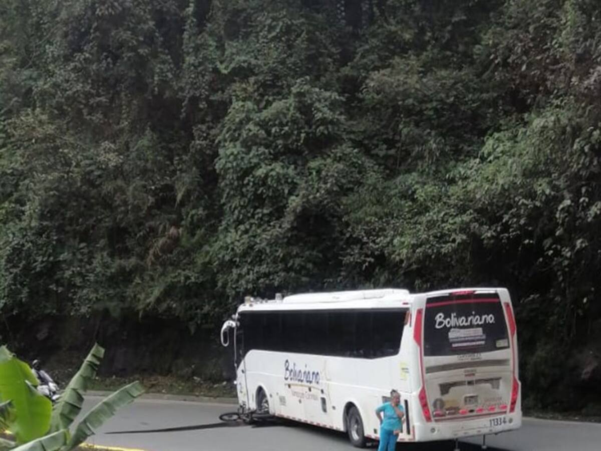 Dos personas murieron en la vía entre el Tolima y el Quindío