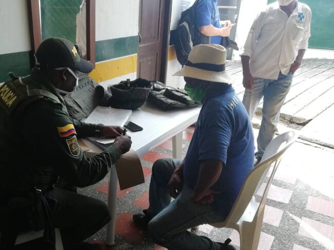 Sancionan a tres personas que usaron una ambulancia para burlar aislamiento